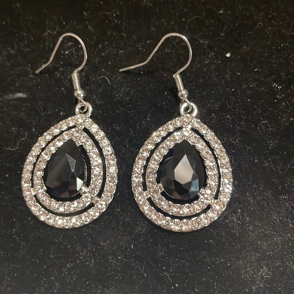 2” silver plated tear drop shaped drop earrings w/50 prong set crystals - Picture 12 of 16